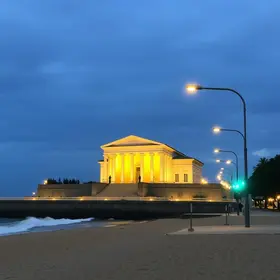 iluminação na Praia do Campeche